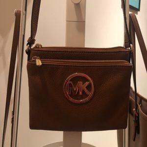 Michael Kors Satchel / Cross Body